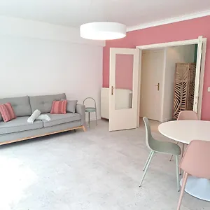 Appartement City Centre With Free Parking, Ostende